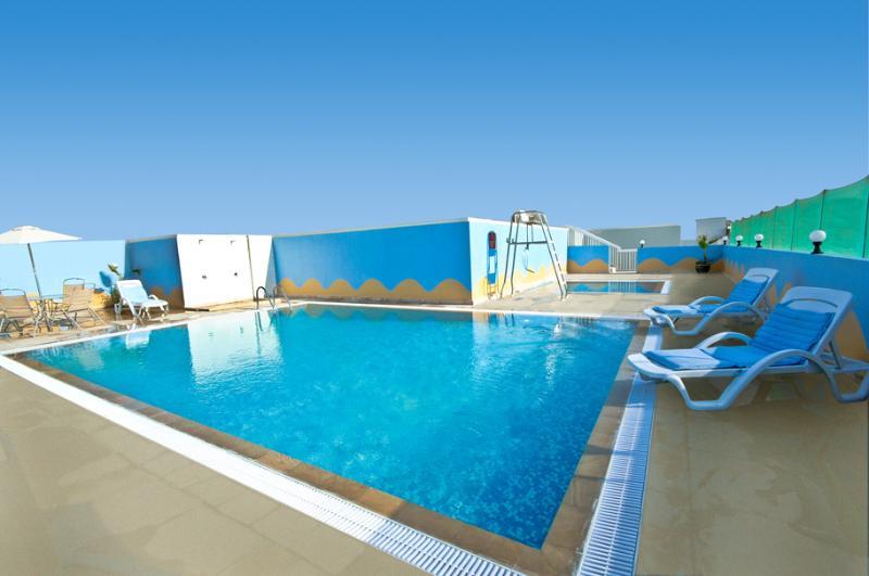 Golden Square Hotel Apartments Dubai Bagian luar foto