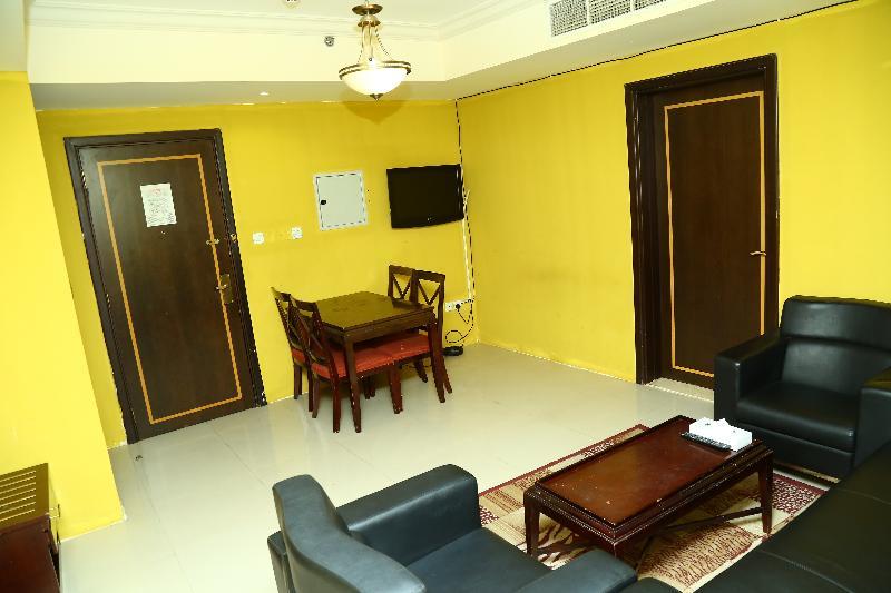 Golden Square Hotel Apartments Dubai Bagian luar foto