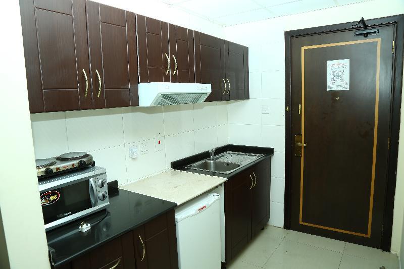 Golden Square Hotel Apartments Dubai Bagian luar foto